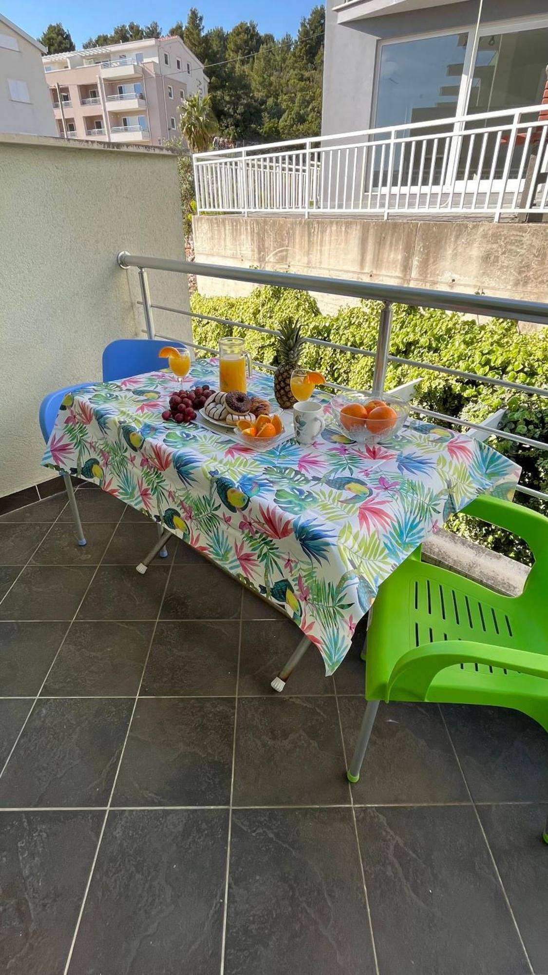 Casa Del Mare Apartment Комарна Екстериор снимка